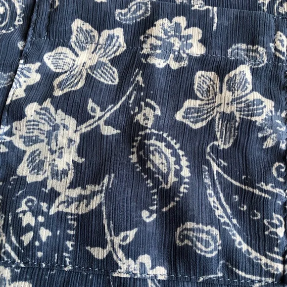 Hollister Blue/White Floral High-Low Shirt Dress Women’s Size M Long Sleeves Top - Picture 15 of 16